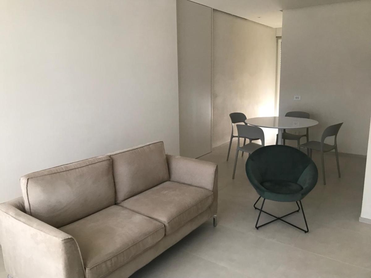 Lido Mare By Massi Apartment Лидо Ди Камайоре Екстериор снимка