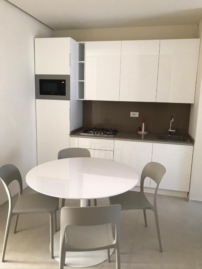 Lido Mare By Massi Apartment Лидо Ди Камайоре Екстериор снимка